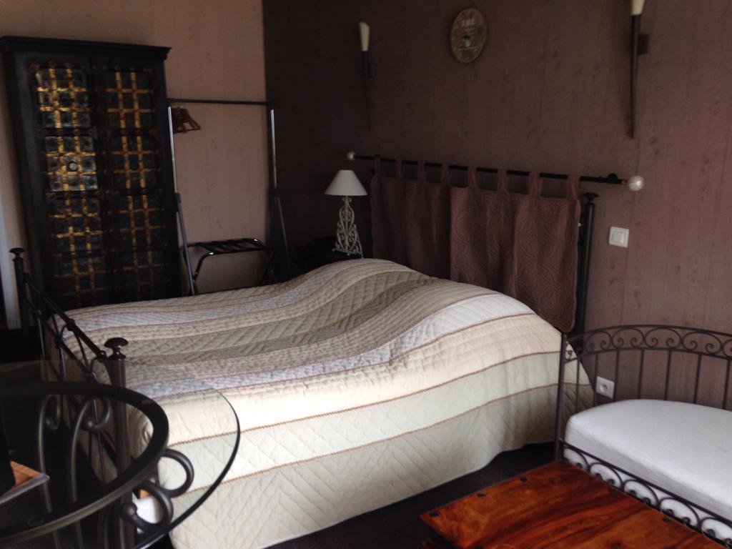 L'Epicurien Hotel Saint-Nicolas-de-Port Szoba fotó